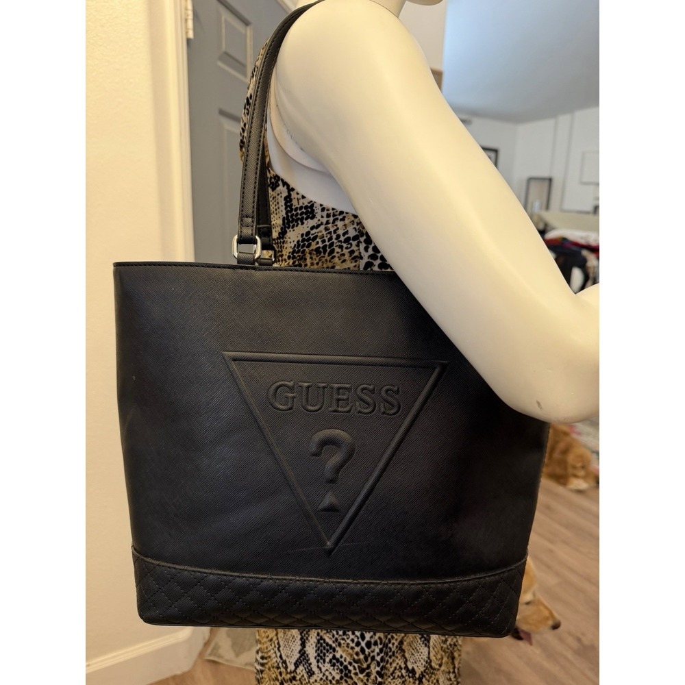 GUESS Black Tote Bag Zip Top Designer Iconic 1981 Logo ? Upside Down Triangle